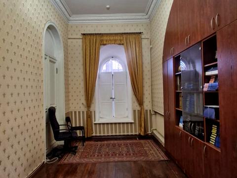 комерційна за адресою Пантелеймонівська вул., 28