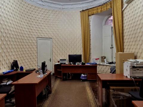 комерційна за адресою Пантелеймонівська вул., 28
