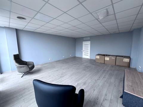 коммерческая по адресу Валерия Лобановского просп. (Краснозвездный), 56/21-А