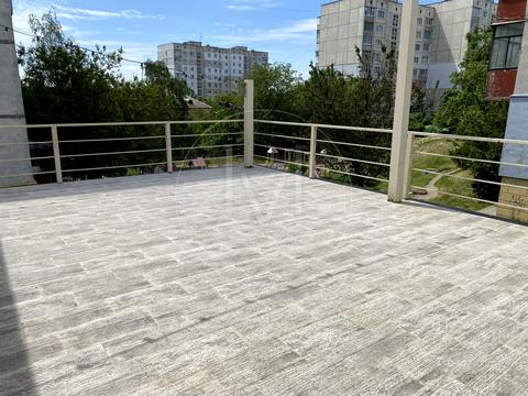 комерційна за адресою Шкільна вул. (Юрія Гагаріна), 3