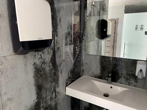 комерційна за адресою Шкільна вул. (Юрія Гагаріна), 3