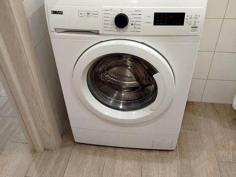 квартира за адресою Миколи Вінграновського вул., 2