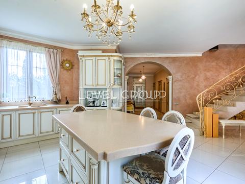 дом по адресу Старокиевская ул.