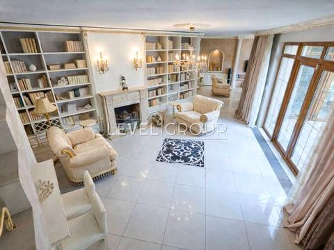 дом по адресу Старокиевская ул.