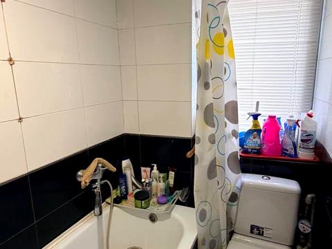 будинок за адресою Бородянська вул. (Кронштадтська), 18