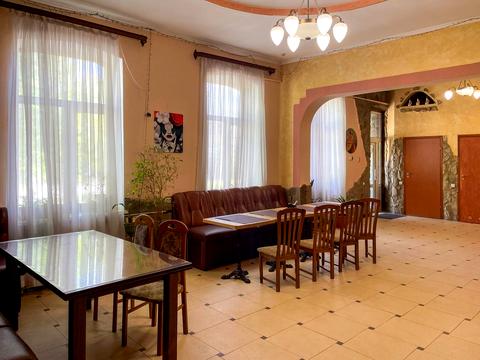 комерційна за адресою Городоцька вул., 207