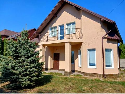 будинок за адресою Івасюка