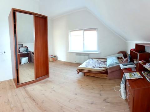 будинок за адресою Івасюка