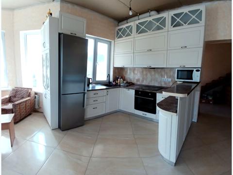 будинок за адресою Івасюка