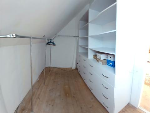 будинок за адресою Івасюка