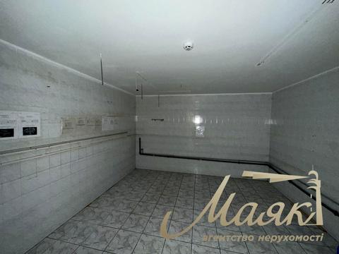 комерційна за адресою Володимира Івасюка просп. (Героїв Сталінграду), 20-А