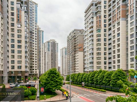 квартира по адресу Андрея Верхогляда ул. (Михайла Драгомирова), 11