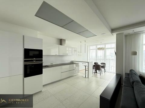 квартира по адресу Андрея Верхогляда ул. (Михайла Драгомирова), 11