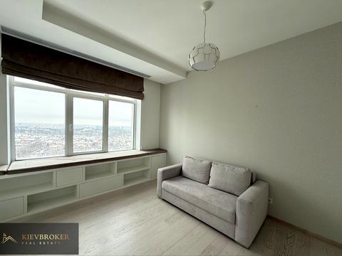 квартира по адресу Андрея Верхогляда ул. (Михайла Драгомирова), 11