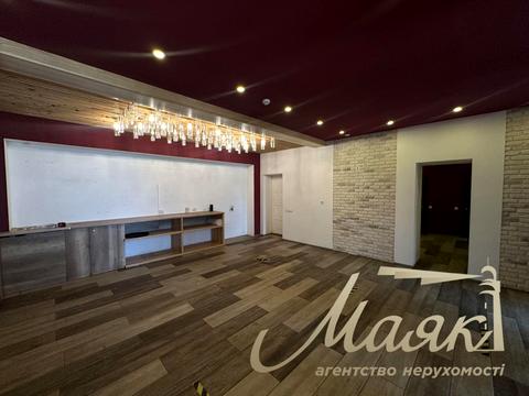 коммерческая по адресу Владимира Ивасюка просп. (Героїв Сталінграду), 20-А