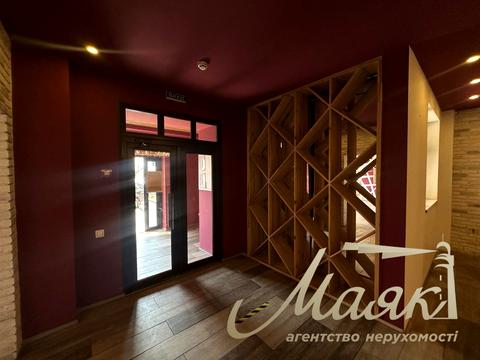 коммерческая по адресу Владимира Ивасюка просп. (Героїв Сталінграду), 20-А