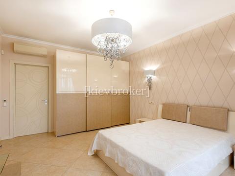 квартира по адресу Андрея Верхогляда ул. (Михайла Драгомирова), 12