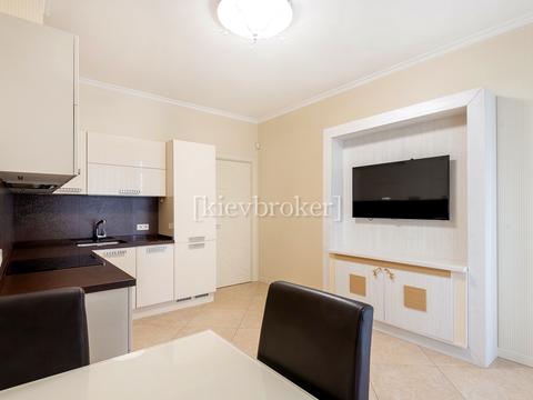 квартира по адресу Андрея Верхогляда ул. (Михайла Драгомирова), 12