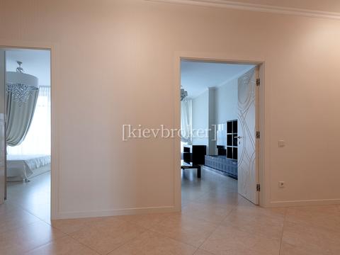 квартира по адресу Андрея Верхогляда ул. (Михайла Драгомирова), 12