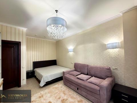 квартира по адресу Андрея Верхогляда ул. (Михайла Драгомирова), 14