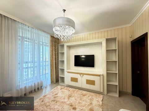 квартира по адресу Андрея Верхогляда ул. (Михайла Драгомирова), 14