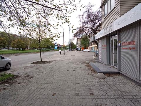 комерційна за адресою Олександра Поля просп. (Кірова), 84