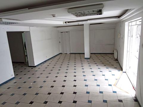 комерційна за адресою Олександра Поля просп. (Кірова), 84