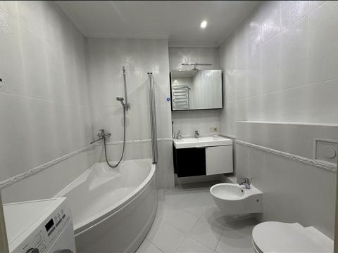 квартира по адресу Андрея Верхогляда ул. (Михайла Драгомирова), 12