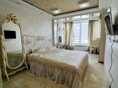 квартира за адресою Літературна вул., 12