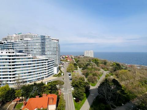 квартира за адресою Літературна вул., 12
