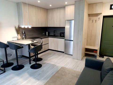 квартира за адресою Іллі Бродлаковича вул., 19