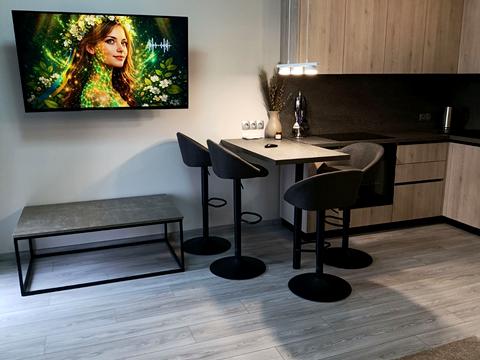 квартира за адресою Іллі Бродлаковича вул., 19