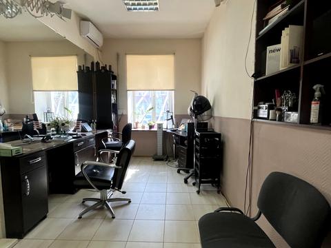 коммерческая по адресу Базарная ул., 56