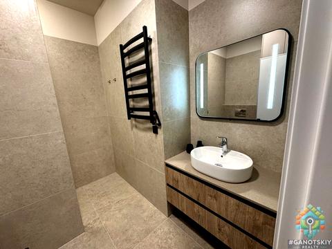 квартира по адресу Короленко ул., 43