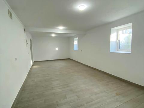 комерційна за адресою Генерала М. Тарнавського вул., 19