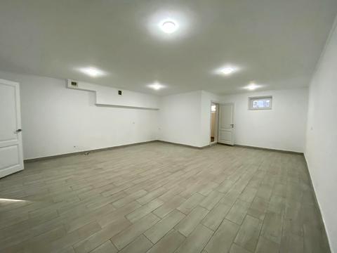 комерційна за адресою Генерала М. Тарнавського вул., 19