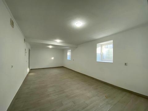 комерційна за адресою Генерала М. Тарнавського вул., 19