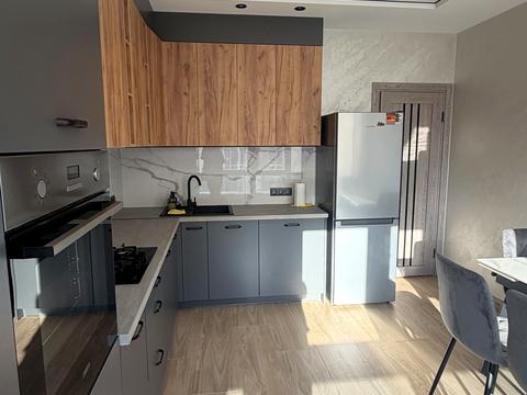 квартира за адресою Літературна вул. (Чехова), 27