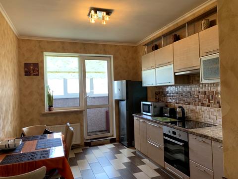 квартира по адресу Героев Полка "Азов ул. (Малиновского маршала), 8