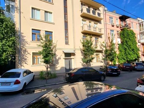 квартира за адресою Хорива пров., 4