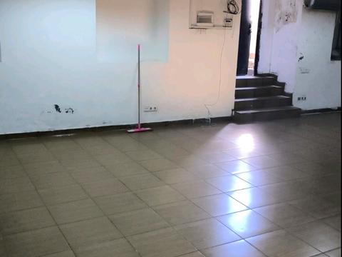 коммерческая по адресу Льва Толстого ул., 1