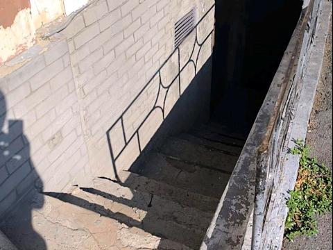 коммерческая по адресу Льва Толстого ул., 1