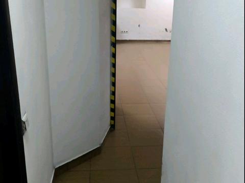 коммерческая по адресу Льва Толстого ул., 1