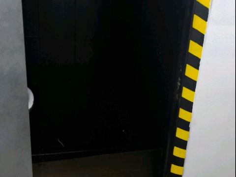 коммерческая по адресу Льва Толстого ул., 1