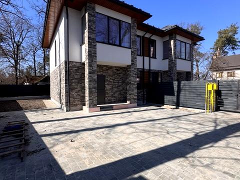 будинок за адресою Академіка Ромоданова вул. (Льва Толстого)