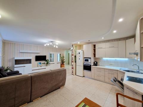 квартира по адресу Юлии Здановской ул. (Ломоносова), 52/3