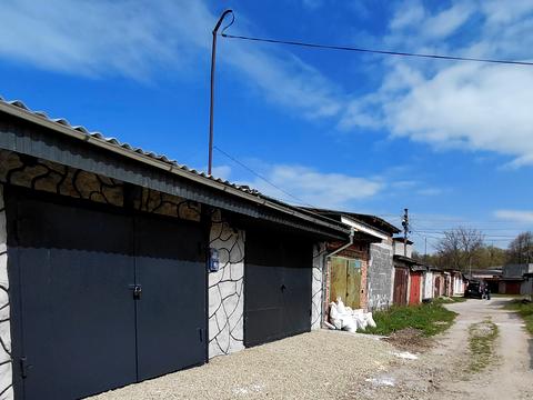 паркомісце за адресою Головатого вул., 20 ряд