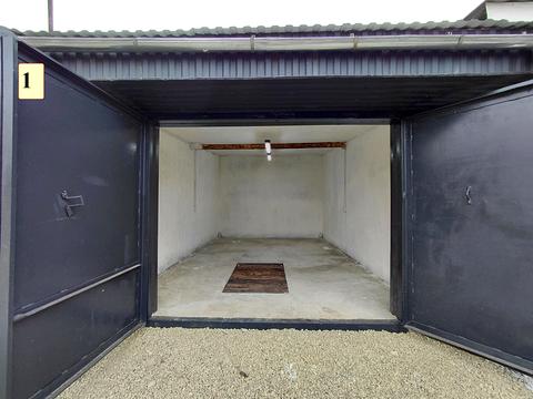 паркомісце за адресою Головатого вул., 20 ряд