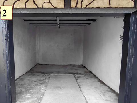 паркомісце за адресою Головатого вул., 20 ряд