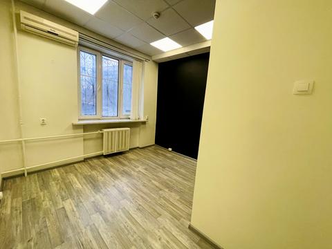 коммерческая по адресу Николая Михновского бульв. (Дружбы народов), 17/5